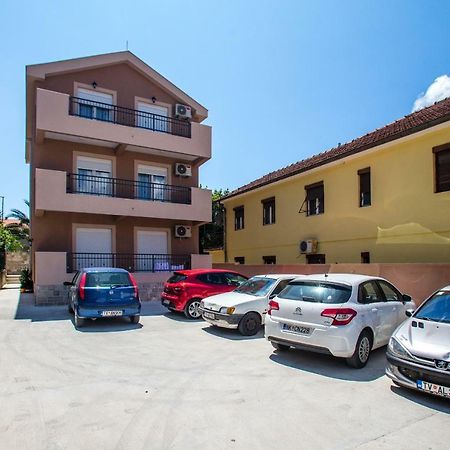 Fort City Apartments Tivat Buitenkant foto