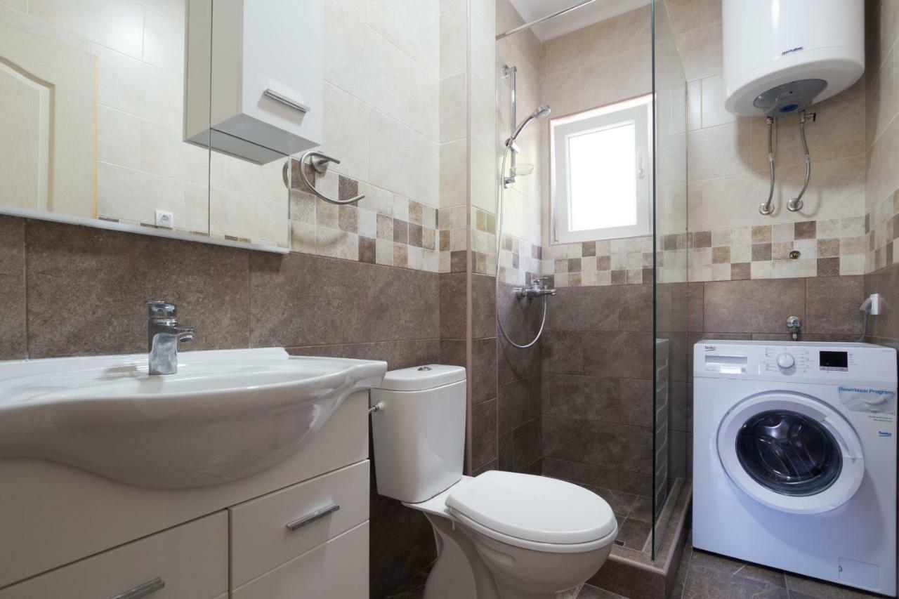 Fort City Apartments Tivat Buitenkant foto