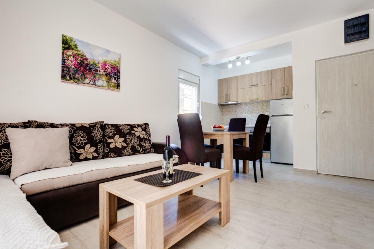 Fort City Apartments Tivat Buitenkant foto