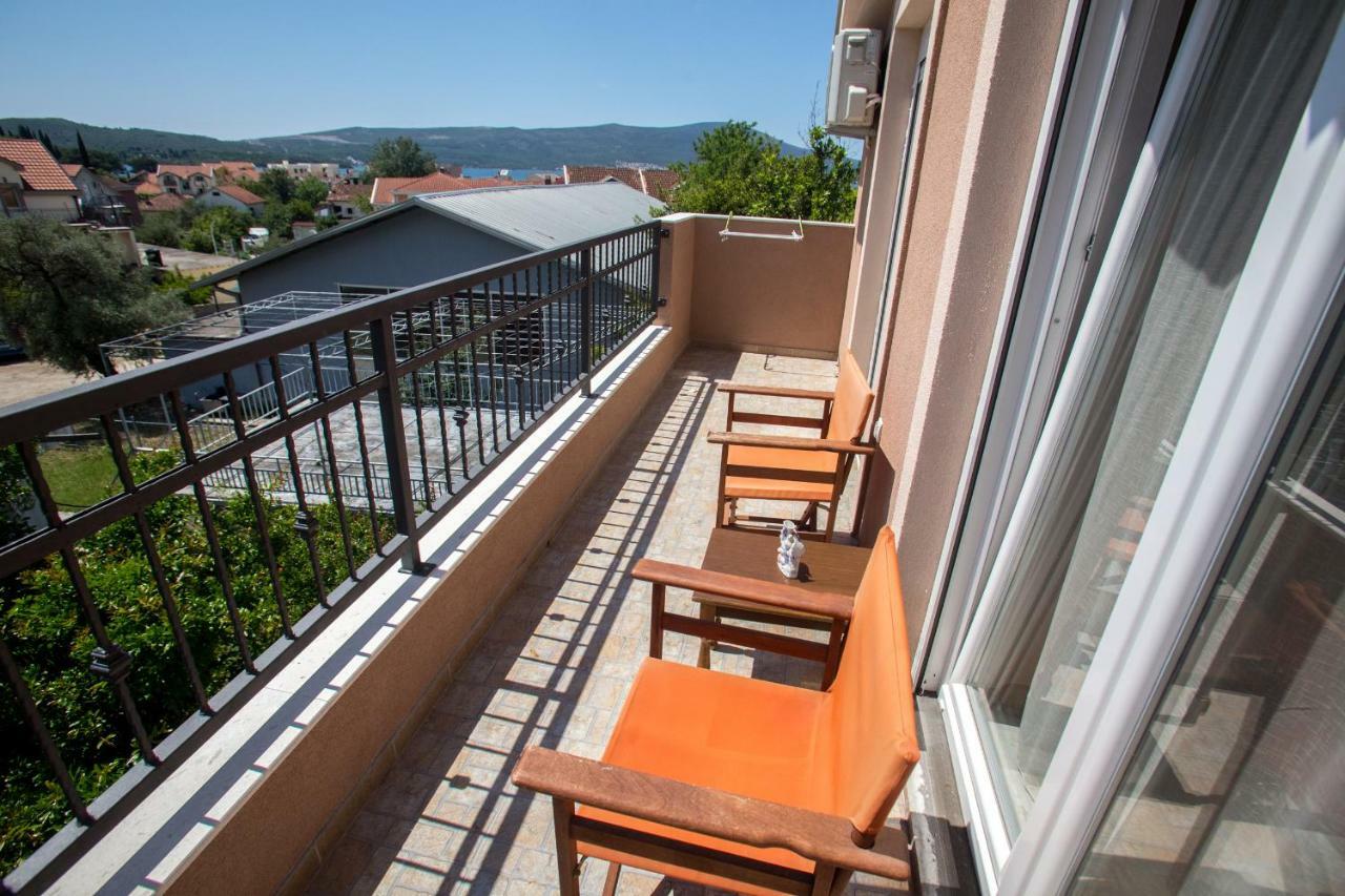 Fort City Apartments Tivat Buitenkant foto
